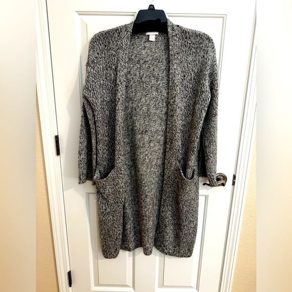 H&M Women's Oversized Cardigan Duster Marled Black Gray Sweater Pockets Size M - Picture 1 of 8